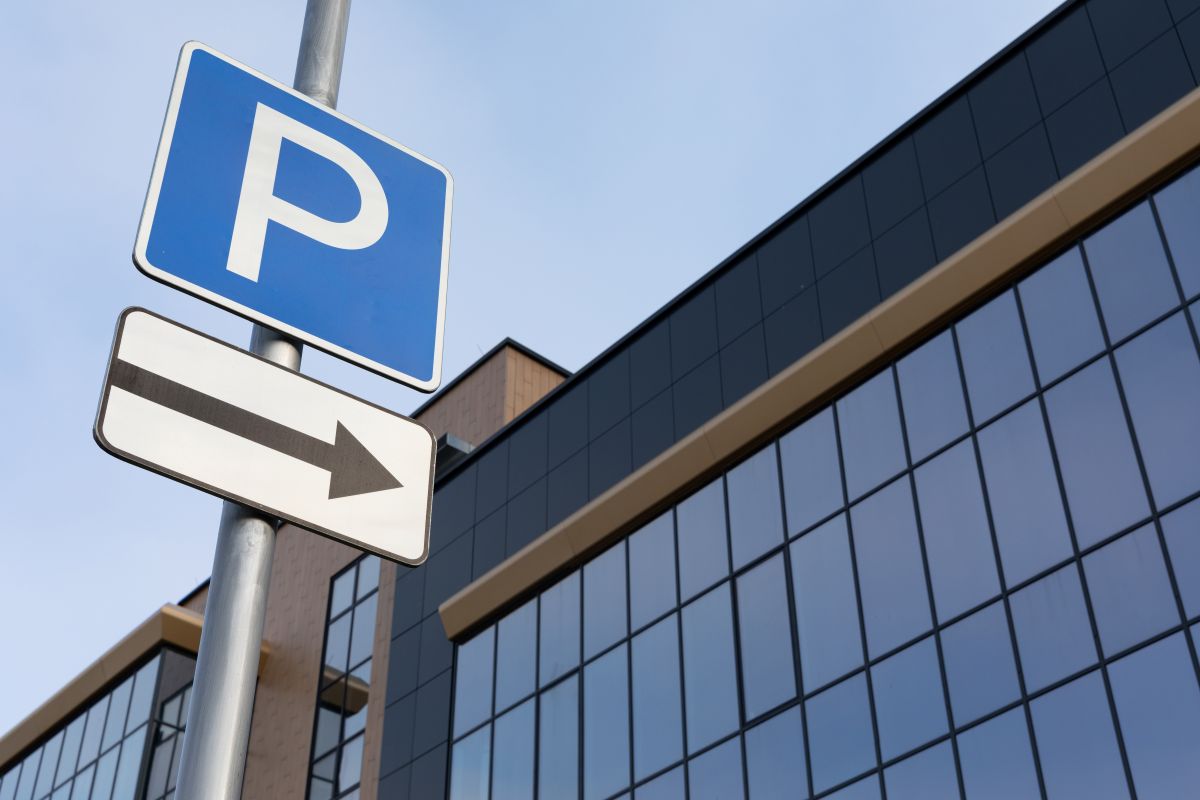 Így spórolhat a repülőtéri parkoláson már az utazás első napján